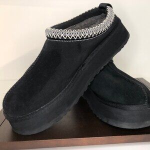 UGG Women's Tazz slippers Black Suede Size 10